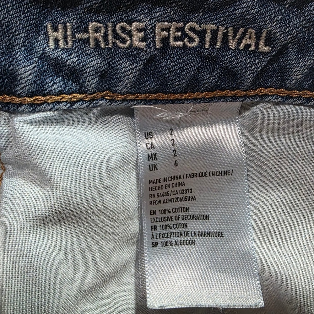 American Eagle High Rise Festival Fly Button Distressed Denim Shorts - Size - Picture 5 of 6